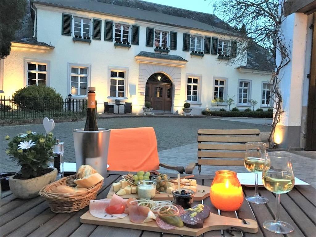 Hotel Karolingerhof Kröv Esterno foto